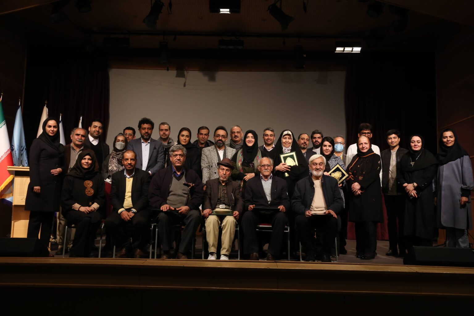 گزارش تصویری از روز هشتم جشنواره بین‌المللی سرو سیمین 7 (فجر)
